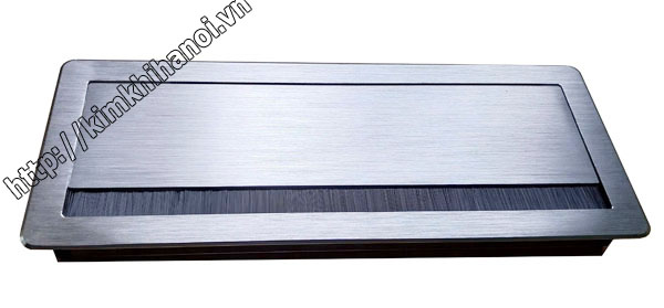 Nắp hộp điện âm bàn làm việc TBE106
