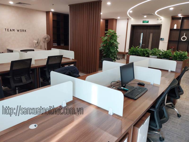 Vách ngăn bàn làm việc văn phòng VNK2-3