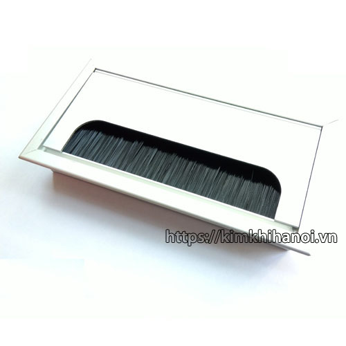 Hộp điện âm bàn làm việc TBE103